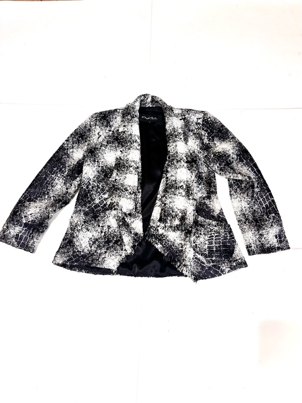 Cheryl Nash Textured Black and White Open-Front Blazer